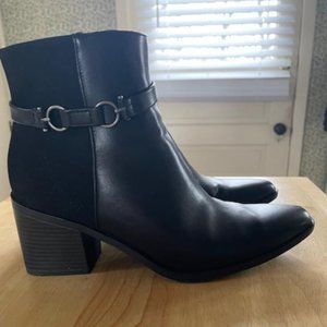 Croft & Barrow from Kohl's women's low heeled ankle boot size 7.5